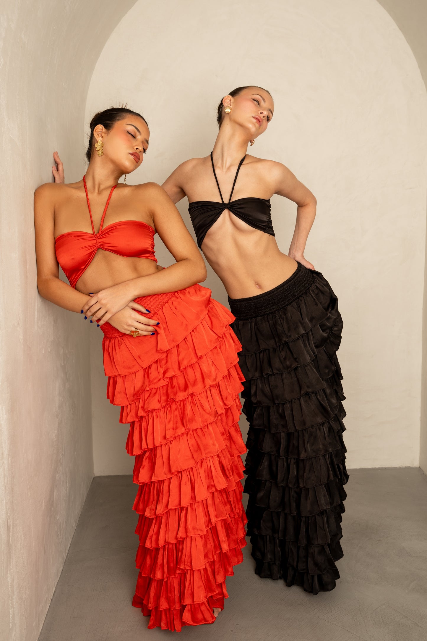 THE VALENTINA SKIRT IN NOIRE